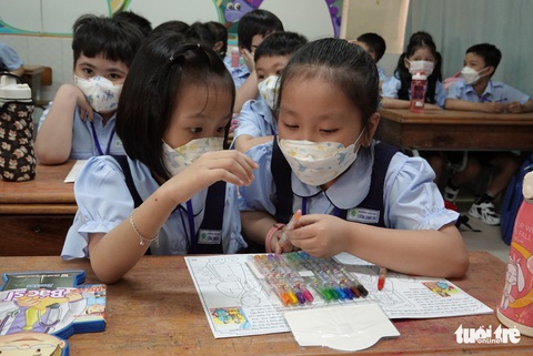 TP.HCM: Trường tiểu học được tự quyết định thời gian kết thúc năm học, trước 30-6 - Ảnh 1. TP.HCM: Trường tiểu học được tự quyết định thời gian kết thúc năm học, trước 30-6 - Ảnh 1.