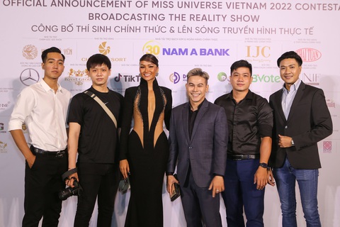 Sablanca tài trợ giày thời trang độc quyền cuộc thi Hoa Hậu Hoàn Vũ Việt Nam - Ảnh 5. Sablanca tài trợ giày thời trang độc quyền cuộc thi Hoa Hậu Hoàn Vũ Việt Nam - Ảnh 5.