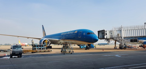 Hai chuyến bay của Vietnam Airlines phải quay đầu để cấp cứu hành khách - Ảnh 1. Hai chuyến bay của Vietnam Airlines phải quay đầu để cấp cứu hành khách - Ảnh 1.