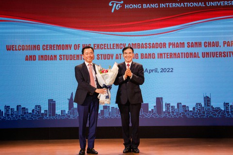 Đại học Việt Nam xuất khẩu chương trình đào tạo y khoa - Ảnh 3. Đại học Việt Nam xuất khẩu chương trình đào tạo y khoa - Ảnh 3.