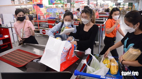 Nói không với túi nilông dùng một lần: Không chờ đến năm 2026! - Ảnh 2. Nói không với túi nilông dùng một lần: Không chờ đến năm 2026! - Ảnh 2.