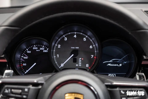 Porsche Macan 2022 ra mắt Việt Nam, giá từ 2,992 tỉ đồng - Ảnh 10. Porsche Macan 2022 ra mắt Việt Nam, giá từ 2,992 tỉ đồng - Ảnh 10.