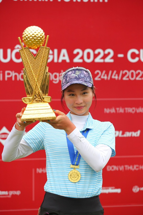 Nguyễn Anh Minh, Đoàn Xuân Khuê Minh vô địch Giải golf quốc gia 2022 - Ảnh 2. Nguyễn Anh Minh, Đoàn Xuân Khuê Minh vô địch Giải golf quốc gia 2022 - Ảnh 2.