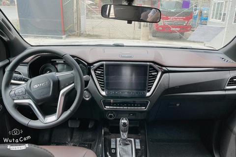 Isuzu D-Max 2022 nhận cọc tại Việt Nam, giá từ 625 triệu đồng, ít nâng cấp chưa đủ đọ sức Ranger - Ảnh 5. Isuzu D-Max 2022 nhận cọc tại Việt Nam, giá từ 625 triệu đồng, ít nâng cấp chưa đủ đọ sức Ranger - Ảnh 5.