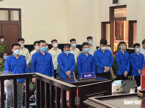 19 người trong vụ nổ súng gây chết người ở Tiền Giang lãnh án - Ảnh 1. 19 người trong vụ nổ súng gây chết người ở Tiền Giang lãnh án - Ảnh 1.