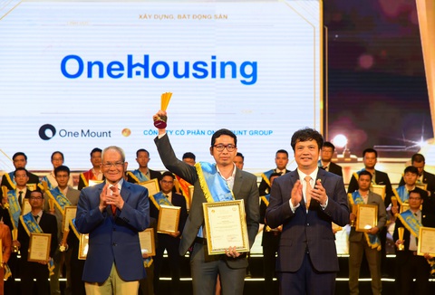One Mount nhận giải thưởng cao nhất Sao Khuê 2022 - Ảnh 2. One Mount nhận giải thưởng cao nhất Sao Khuê 2022 - Ảnh 2.