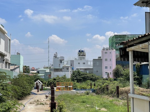 Thu tiền làm căn hộ đã 4 năm nhưng chỉ là bãi đất trống - Ảnh 3. Thu tiền làm căn hộ đã 4 năm nhưng chỉ là bãi đất trống - Ảnh 3.