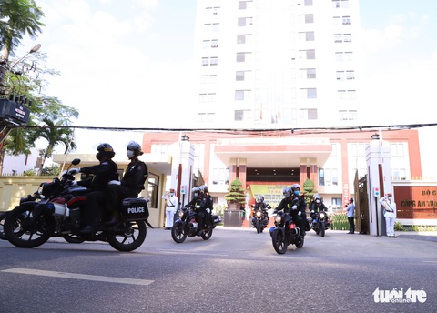 Toàn lực lượng Công an Đà Nẵng đồng loạt ra quân tấn công, trấn áp tội phạm - Ảnh 4. Toàn lực lượng Công an Đà Nẵng đồng loạt ra quân tấn công, trấn áp tội phạm - Ảnh 4.