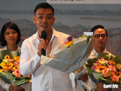Cô gái bỏ học từ lớp 11 thắng giải duy nhất tham gia khóa học về làm phim tại Mỹ - Ảnh 2. Cô gái bỏ học từ lớp 11 thắng giải duy nhất tham gia khóa học về làm phim tại Mỹ - Ảnh 2.