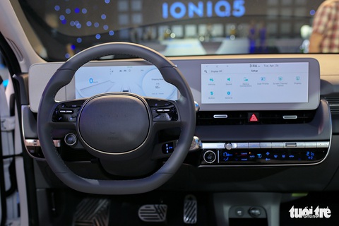 Hyundai Ioniq 5 ra mắt Việt Nam: Xe điện cạnh tranh Kia EV6, đi 450km trong 1 lần sạc - Ảnh 12. Hyundai Ioniq 5 ra mắt Việt Nam: Xe điện cạnh tranh Kia EV6, đi 450km trong 1 lần sạc - Ảnh 12.