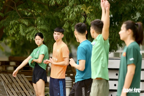 Các kình ngư đội tuyển bơi Việt Nam làm dậy sóng Mỹ Đình - Ảnh 1. Các kình ngư đội tuyển bơi Việt Nam làm dậy sóng Mỹ Đình - Ảnh 1.