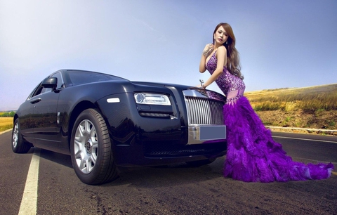 10 quy tắc nhân viên Rolls-Royce phải tuân thủ: Không bè cánh, không trang điểm - Ảnh 7. 10 quy tắc nhân viên Rolls-Royce phải tuân thủ: Không bè cánh, không trang điểm - Ảnh 7.