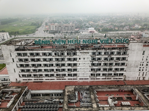 Cảnh hoang vắng hai cơ sở bệnh viện Bạch Mai, Việt Đức ngàn tỉ khánh thành rồi… đóng cửa - Ảnh 4. Cảnh hoang vắng hai cơ sở bệnh viện Bạch Mai, Việt Đức ngàn tỉ khánh thành rồi… đóng cửa - Ảnh 4.