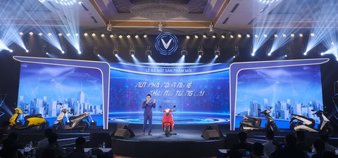 VinFast ra mắt cùng lúc 5 xe máy điện: Giá từ 22 triệu đồng, đi được gần 200km trong 1 lần sạc - Ảnh 1. VinFast ra mắt cùng lúc 5 xe máy điện: Giá từ 22 triệu đồng, đi được gần 200km trong 1 lần sạc - Ảnh 1.