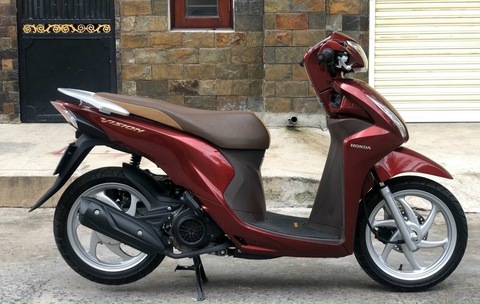 Xe khan hàng, Honda Vision đã qua sử dụng giá cao hơn cả niêm yết mới - Ảnh 1. Xe khan hàng, Honda Vision đã qua sử dụng giá cao hơn cả niêm yết mới - Ảnh 1.