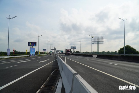 Khánh thành cao tốc Trung Lương - Mỹ Thuận sau 13 năm khởi công - Ảnh 7. Khánh thành cao tốc Trung Lương - Mỹ Thuận sau 13 năm khởi công - Ảnh 7.