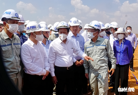 Phó thủ tướng Lê Văn Thành: Làm sân bay phải vì cái chung, không được tư lợi” - Ảnh 1. Phó thủ tướng Lê Văn Thành: Làm sân bay phải vì cái chung, không được tư lợi” - Ảnh 1.