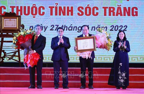 Thủ tướng Phạm Minh Chính dự lễ 30 năm tái lập tỉnh Sóc Trăng - Ảnh 1. Thủ tướng Phạm Minh Chính dự lễ 30 năm tái lập tỉnh Sóc Trăng - Ảnh 1.