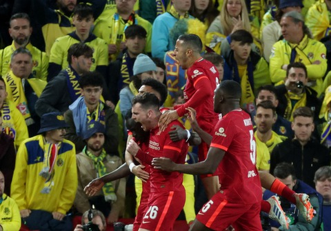 Thắng Villarreal 2-0, Liverpool đặt một chân vào chung kết Champions League - Ảnh 1. Thắng Villarreal 2-0, Liverpool đặt một chân vào chung kết Champions League - Ảnh 1.