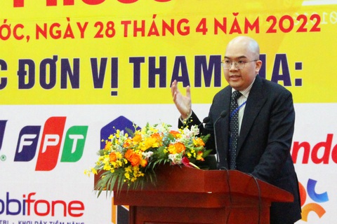 Bình Phước: Lấy người dân và doanh nghiệp làm trung tâm chuyển đổi số - Ảnh 1. Bình Phước: Lấy người dân và doanh nghiệp làm trung tâm chuyển đổi số - Ảnh 1.