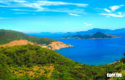 Mê mẩn khung cảnh biển, núi và rừng trên cung đường ven biển Ninh Thuận - Khánh Hòa - Ảnh 3. Mê mẩn khung cảnh biển, núi và rừng trên cung đường ven biển Ninh Thuận - Khánh Hòa - Ảnh 3.