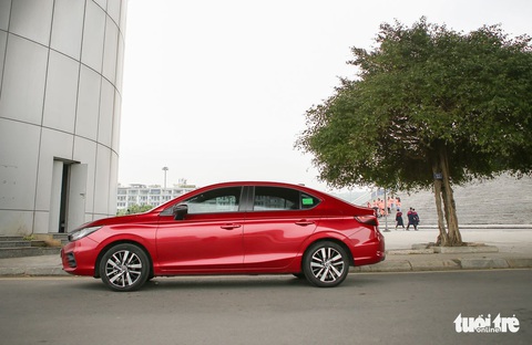 Gia đình 3 người nên mua Honda City hay Toyota Vios? - Ảnh 1. Gia đình 3 người nên mua Honda City hay Toyota Vios? - Ảnh 1.