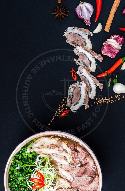 CEO nấu phở - Ảnh 8. CEO nấu phở - Ảnh 8.