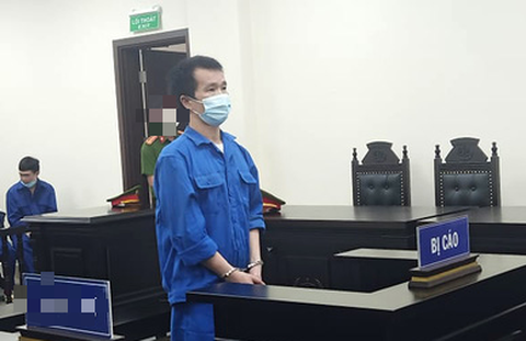 Quen biết CSGT, tài xế xe ôm đưa nhiều ôtô thông chốt kiểm dịch để thu tiền - Ảnh 1. Quen biết CSGT, tài xế xe ôm đưa nhiều ôtô thông chốt kiểm dịch để thu tiền - Ảnh 1.