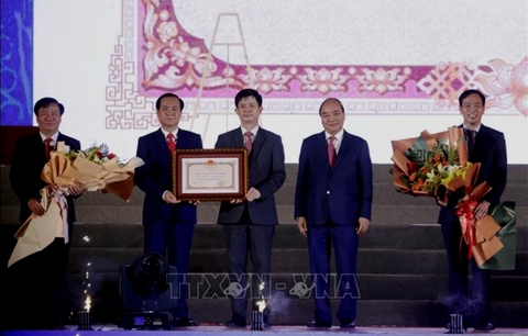 Quảng Trị nhận Huân chương Hồ Chí Minh nhân kỷ niệm 50 năm giải phóng - Ảnh 1. Quảng Trị nhận Huân chương Hồ Chí Minh nhân kỷ niệm 50 năm giải phóng - Ảnh 1.