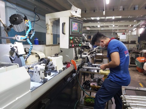 Công bố hỗ trợ 2%/năm lãi suất, các ngành nào được hưởng lợi? - Ảnh 1. Công bố hỗ trợ 2%/năm lãi suất, các ngành nào được hưởng lợi? - Ảnh 1.