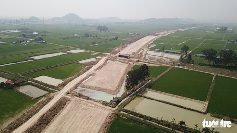 Nghệ An ra ‘tối hậu thư’ bàn giao mặt bằng sạch cao tốc Bắc - Nam - Ảnh 1. Nghệ An ra ‘tối hậu thư’ bàn giao mặt bằng sạch cao tốc Bắc - Nam - Ảnh 1.