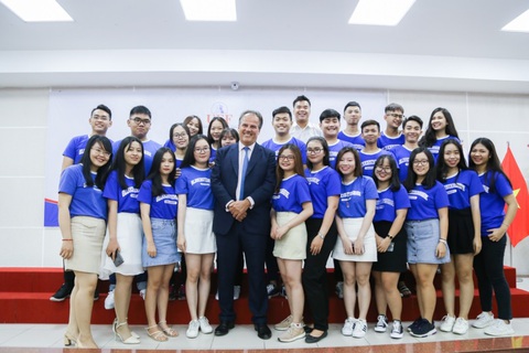 Chương trình cử nhân quốc tế vẫn chứng tỏ sức hút hậu COVID-19 - Ảnh 3. Chương trình cử nhân quốc tế vẫn chứng tỏ sức hút hậu COVID-19 - Ảnh 3.