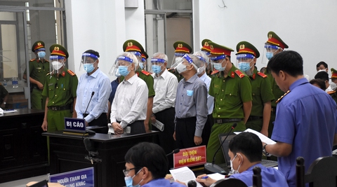 Cựu chủ tịch Khánh Hòa Nguyễn Chiến Thắng: Lúc ký các quyết định không biết mình sai - Ảnh 1. Cựu chủ tịch Khánh Hòa Nguyễn Chiến Thắng: Lúc ký các quyết định không biết mình sai - Ảnh 1.