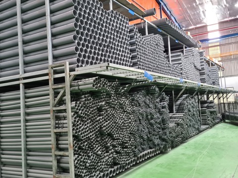 Khởi tố 4 người trong vụ sản xuất, buôn bán ống nhựa giả nhãn hiệu - Ảnh 1. Khởi tố 4 người trong vụ sản xuất, buôn bán ống nhựa giả nhãn hiệu - Ảnh 1.