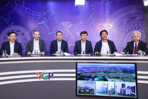 Từ quan điểm phải xử lý dứt điểm, số phận các dự án đắp chiếu, yếu kém giờ ra sao? - Ảnh 1. Từ quan điểm phải xử lý dứt điểm, số phận các dự án đắp chiếu, yếu kém giờ ra sao? - Ảnh 1.