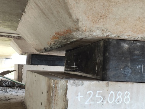 Sự cố gối cao su metro số 1 hơn một năm rồi chưa có kết luận - Ảnh 1. Sự cố gối cao su metro số 1 hơn một năm rồi chưa có kết luận - Ảnh 1.