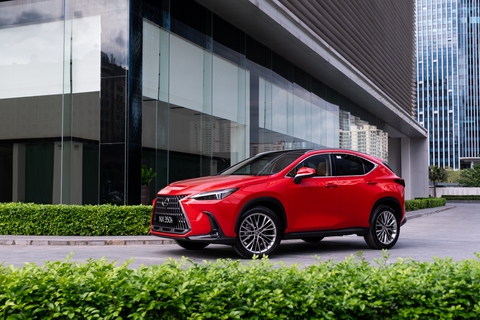 Lexus NX 2022 - SUV giá hơn 3 tỉ ra mắt Việt Nam, đấu vua doanh số Mercedes-Benz GLC - Ảnh 2. Lexus NX 2022 - SUV giá hơn 3 tỉ ra mắt Việt Nam, đấu vua doanh số Mercedes-Benz GLC - Ảnh 2.