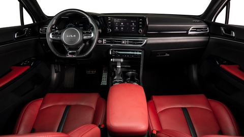 Kia K5 - D sedan cao cấp chinh phục người trẻ - Ảnh 3. Kia K5 - D sedan cao cấp chinh phục người trẻ - Ảnh 3.