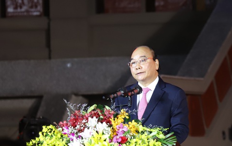 Chủ tịch nước Nguyễn Xuân Phúc dự khánh thành đền thờ Vua Hùng tại TP Cần Thơ - Ảnh 1. Chủ tịch nước Nguyễn Xuân Phúc dự khánh thành đền thờ Vua Hùng tại TP Cần Thơ - Ảnh 1.