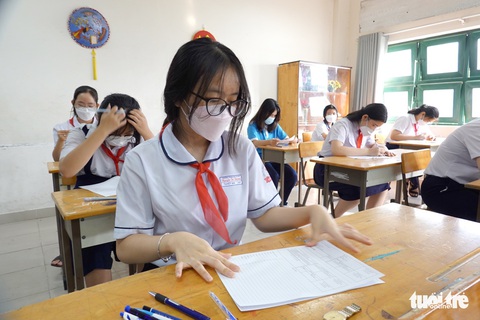 Thi học sinh giỏi để làm gì?: Duy trì nhưng đừng đặt nặng thành tích - Ảnh 1. Thi học sinh giỏi để làm gì?: Duy trì nhưng đừng đặt nặng thành tích - Ảnh 1.