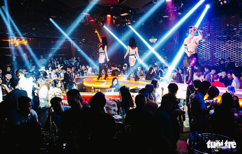 Quán bar, karaoke ‘kêu cứu’, Nghệ An xem xét cho mở lại - Ảnh 1. Quán bar, karaoke ‘kêu cứu’, Nghệ An xem xét cho mở lại - Ảnh 1.