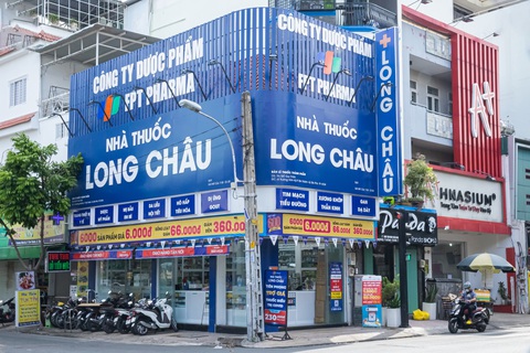 FPT Long Châu vượt mốc 600 nhà thuốc tại 60 tỉnh, thành toàn quốc ngay đầu quý 2-2022 - Ảnh 1. FPT Long Châu vượt mốc 600 nhà thuốc tại 60 tỉnh, thành toàn quốc ngay đầu quý 2-2022 - Ảnh 1.