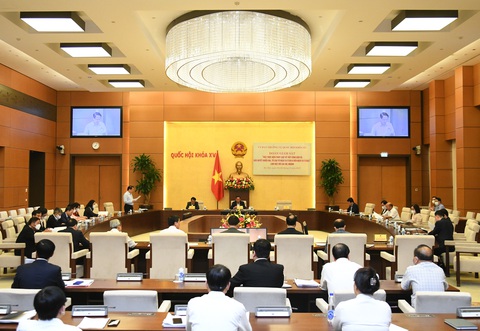 Nhiều quy định Luật thi hành án dân sự mâu thuẫn, chồng chéo pháp luật chuyên ngành - Ảnh 2. Nhiều quy định Luật thi hành án dân sự mâu thuẫn, chồng chéo pháp luật chuyên ngành - Ảnh 2.