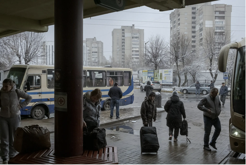 Người tị nạn Ukraine quay về nước tăng dần - Ảnh 1. Người tị nạn Ukraine quay về nước tăng dần - Ảnh 1.