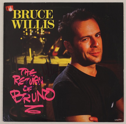 Bruce Willis tuyên bố giải nghệ, chia tay sự nghiệp lẫy lừng hơn 40 năm, tượng đài Hollywood - Ảnh 6. Bruce Willis tuyên bố giải nghệ, chia tay sự nghiệp lẫy lừng hơn 40 năm, tượng đài Hollywood - Ảnh 6.