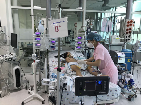 Cứu sống hai trẻ 7 và 12 tuổi bị viêm cơ tim nặng do biến chứng COVID-19 - Ảnh 1. Cứu sống hai trẻ 7 và 12 tuổi bị viêm cơ tim nặng do biến chứng COVID-19 - Ảnh 1.