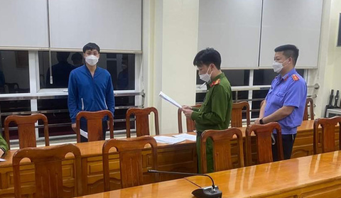 Bắt đội trưởng trạm thu phí IC14 cao tốc Nội Bài - Lào Cai - Ảnh 1. Bắt đội trưởng trạm thu phí IC14 cao tốc Nội Bài - Lào Cai - Ảnh 1.