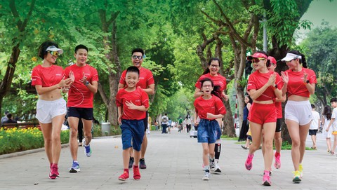 Chạy bộ kiếm tiền phẫu thuật tim cho trẻ em có hoàn cảnh khó khăn - Ảnh 1. Chạy bộ kiếm tiền phẫu thuật tim cho trẻ em có hoàn cảnh khó khăn - Ảnh 1.
