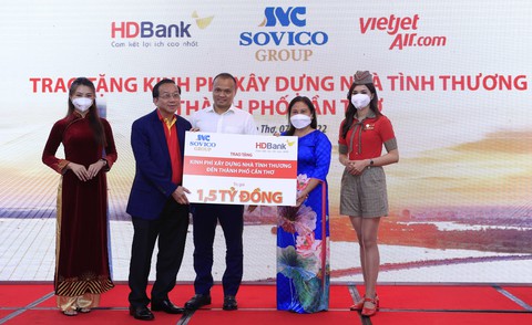 HDBank đẩy mạnh công nghệ số và nông nghiệp công nghệ cao tại Tây Nam Bộ - Ảnh 2. HDBank đẩy mạnh công nghệ số và nông nghiệp công nghệ cao tại Tây Nam Bộ - Ảnh 2.