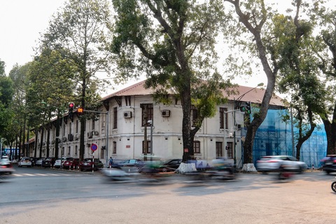 Giữ lại tòa nhà cổ khu Ba Đình thế nào? - Ảnh 1. Giữ lại tòa nhà cổ khu Ba Đình thế nào? - Ảnh 1.